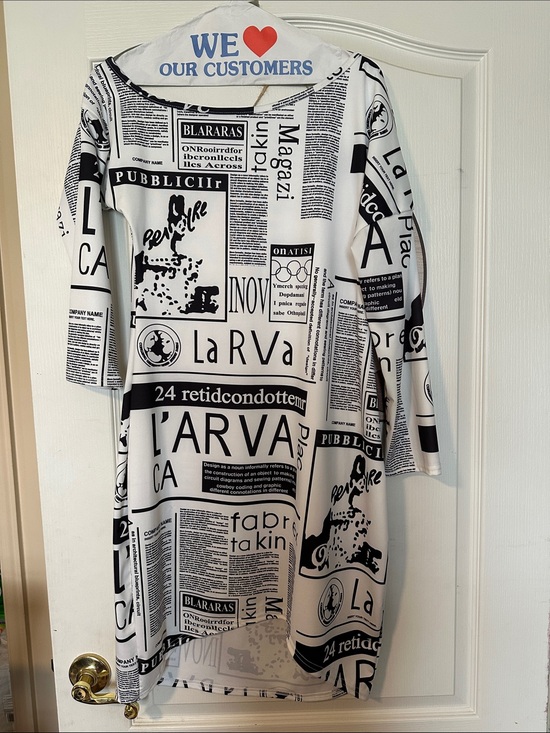 Source Unknown Dresses & Skirts - 🚨🔥 Black and White Newspaper-Print Long Sleeve Dress